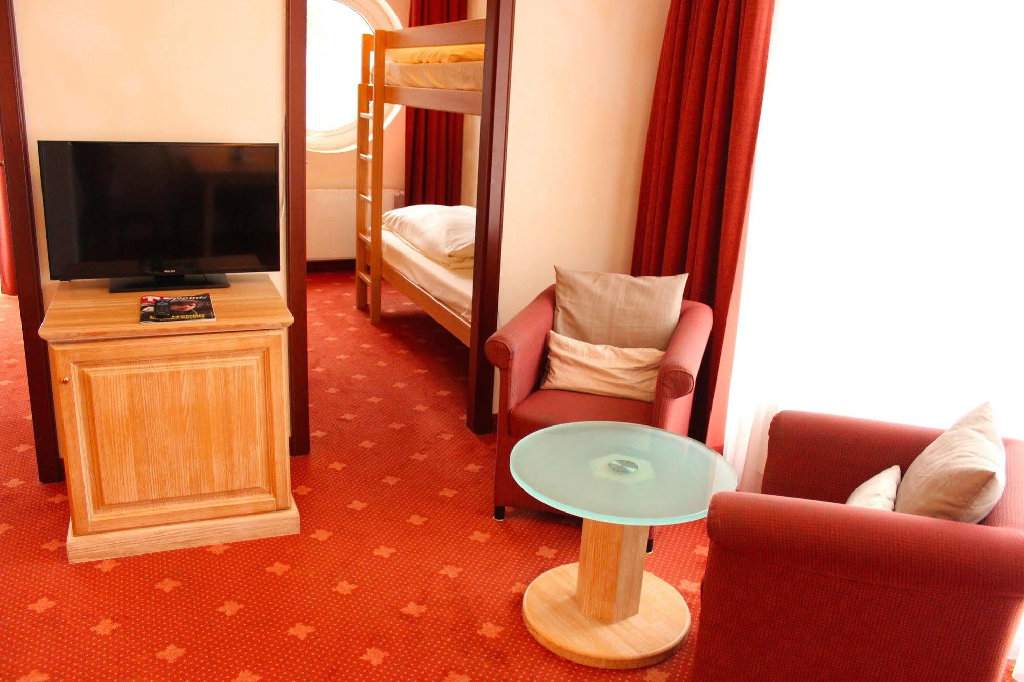 Hotel Villa Gropius Тиммендорфер-Штранд Экстерьер фото