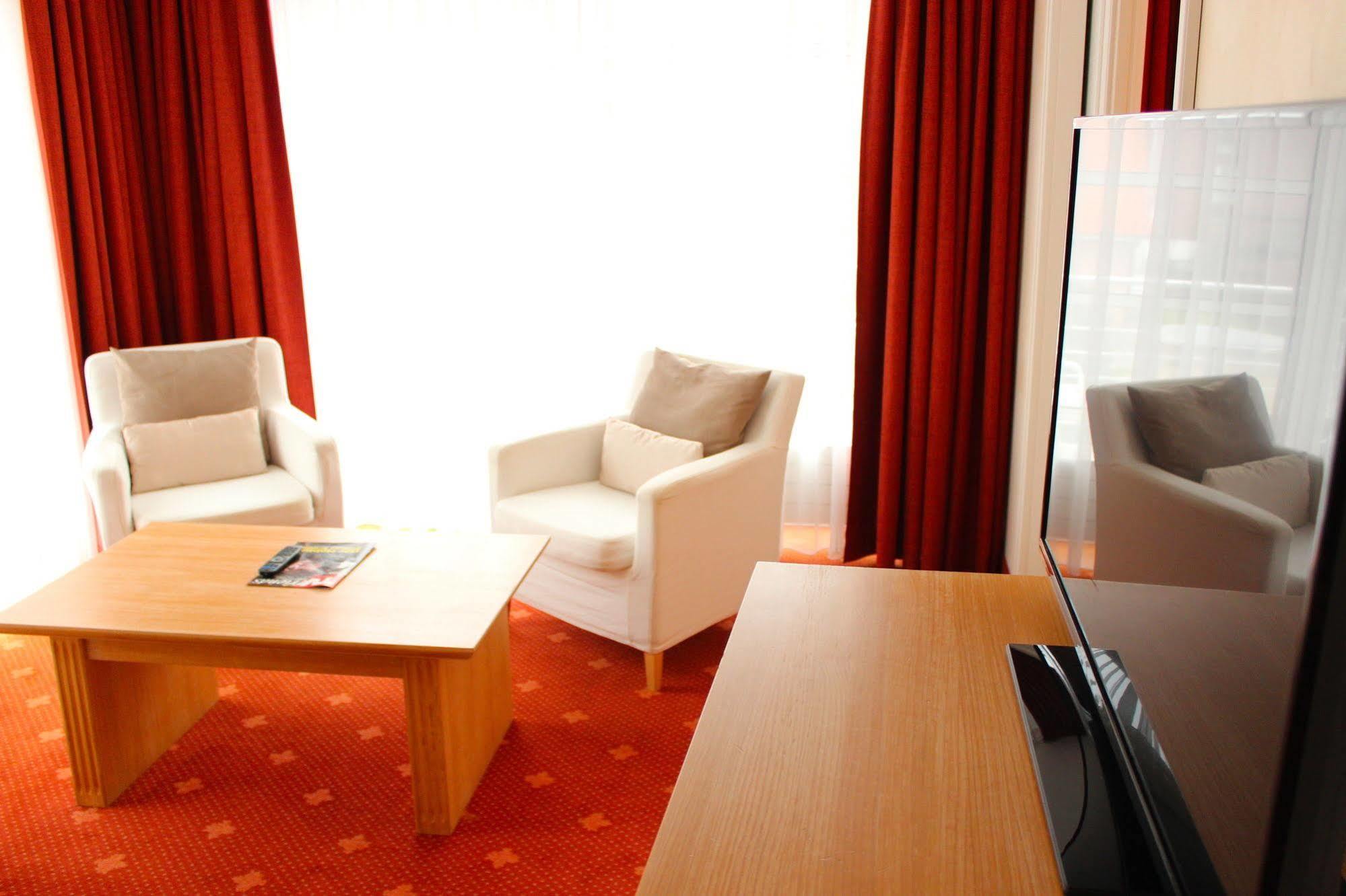 Hotel Villa Gropius Тиммендорфер-Штранд Экстерьер фото