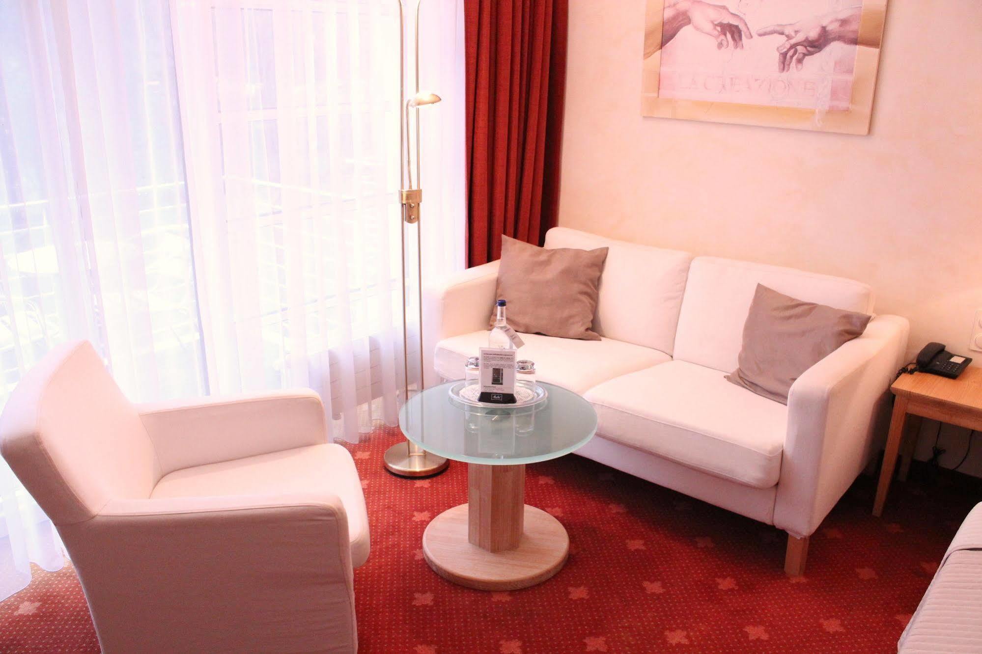 Hotel Villa Gropius Тиммендорфер-Штранд Экстерьер фото